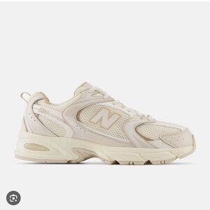 New Balance 530 Beige Sneakers
